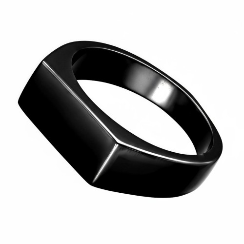 Czarny prostokątny sygnet.jpg