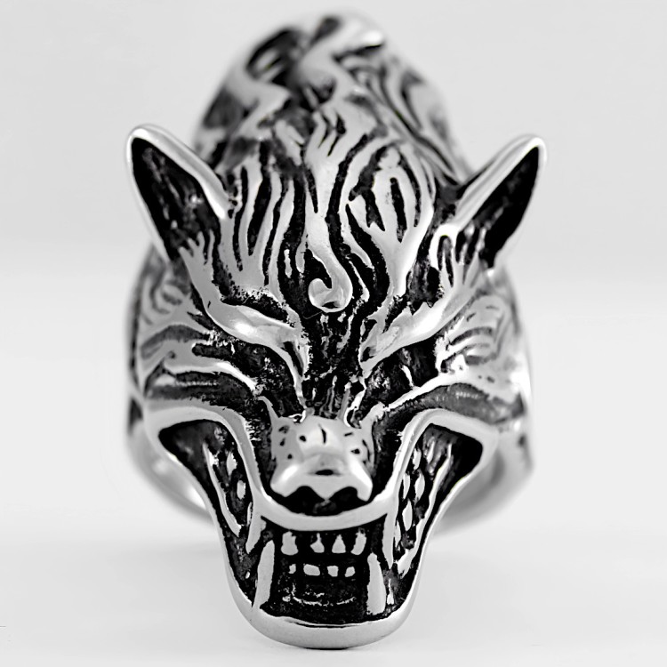 Srebrny sygnet WILK ze stali szlachetnej.JPG