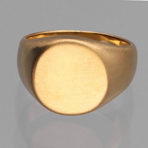 Złoty matowy sygnet stalowy z okrągłym frontem.jpg