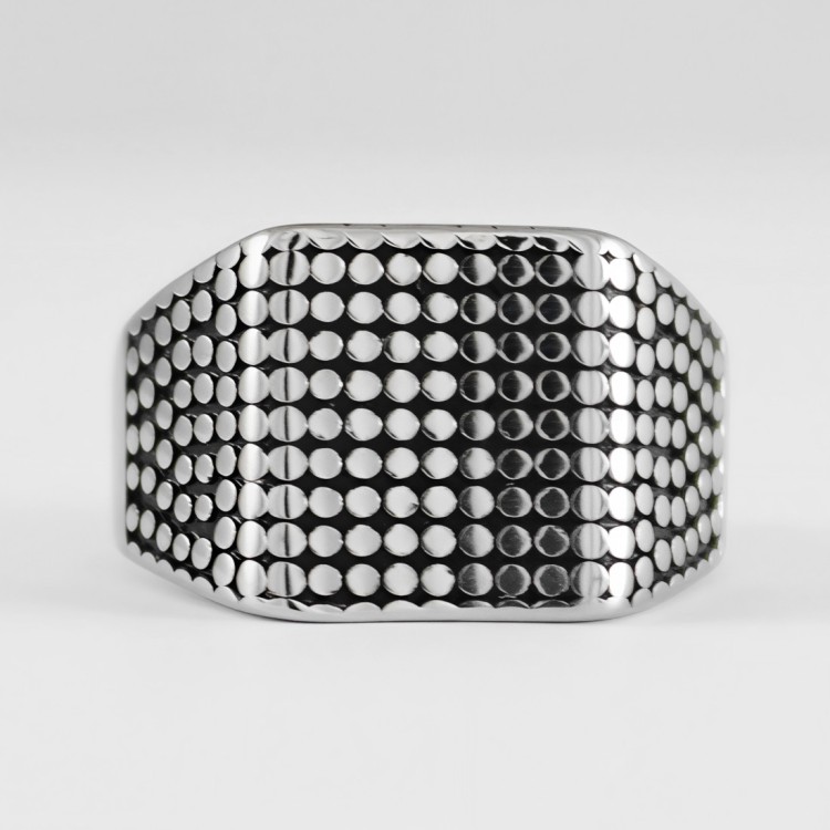 Stalowy sygnet z kwadratowym geometrycznym frontem.jpg