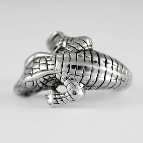 Srebrny pierścień stalowy KROKODYL.jpg