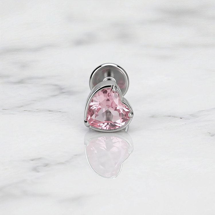 Srebrny tytanowy labret SERCE z różową cyrkonią.jpg