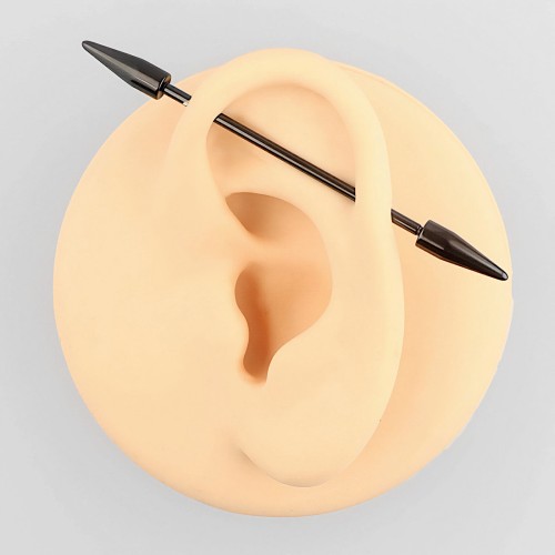 Czarna sztanga stalowa industrial z długimi grotami .jpg