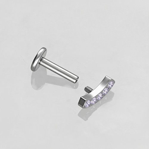 Labret tytanowy z łukiem z lawendowych kryształków.jpg
