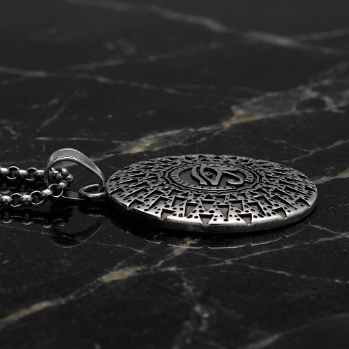 Medalion motywem OKA HORUSA ze stali szlachetnej